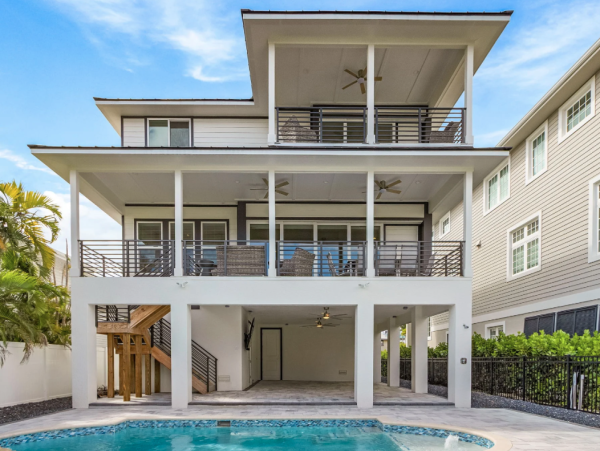 Fort Myers Beach Luxury Canal-Front Rental - 5 King Suites & Private Pool
